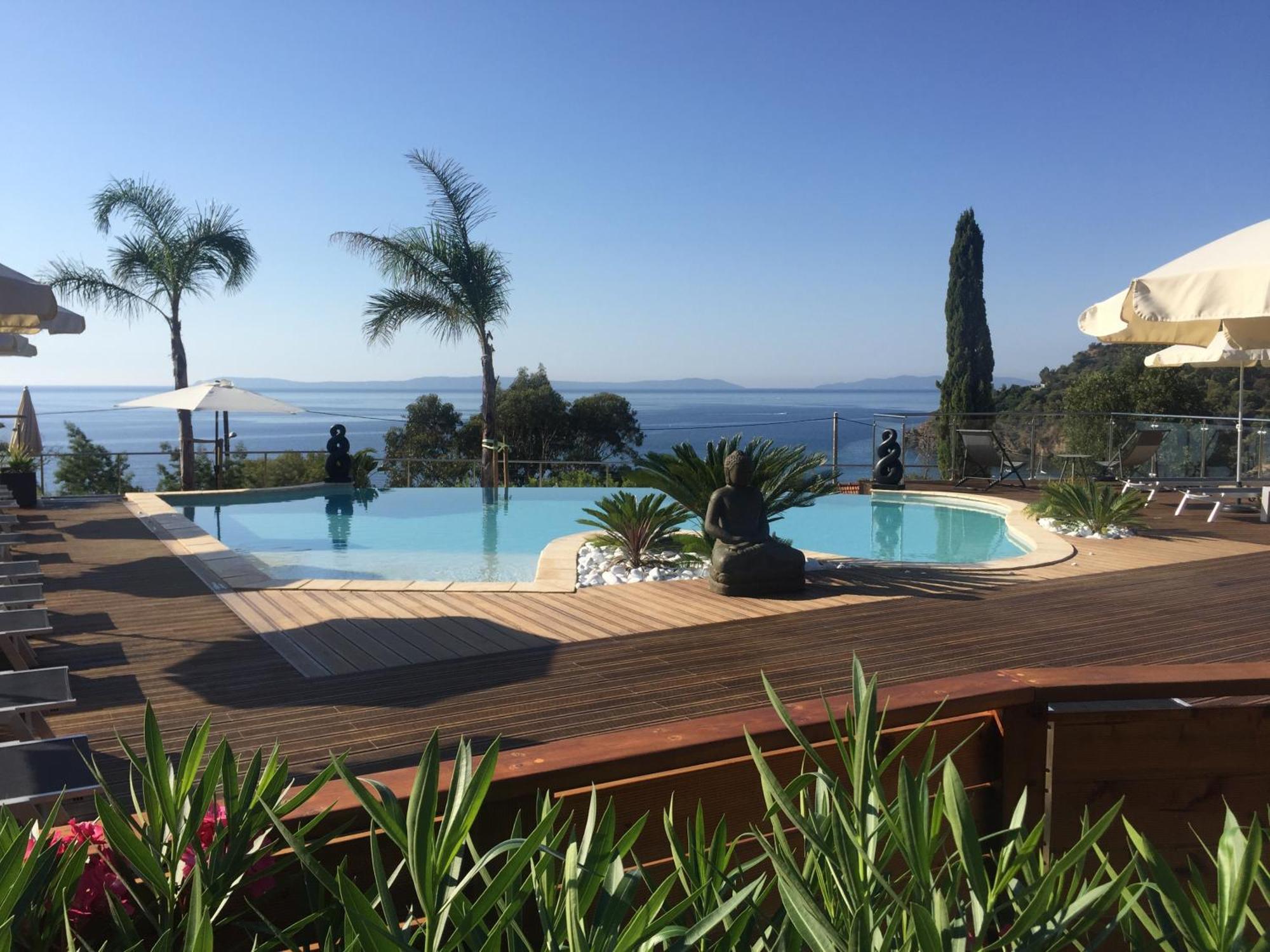 Les Lauriers Roses Aparthotel Le Le Rayol-Canadel-sur-Mer Luaran gambar