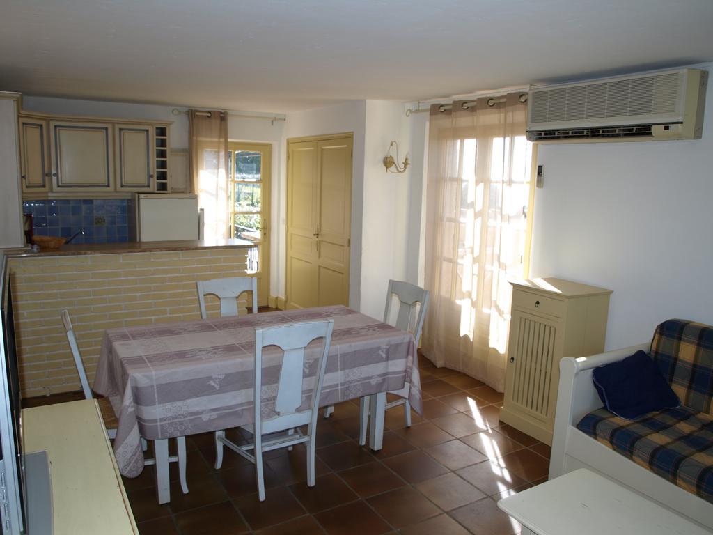 Les Lauriers Roses Aparthotel Le Le Rayol-Canadel-sur-Mer Luaran gambar