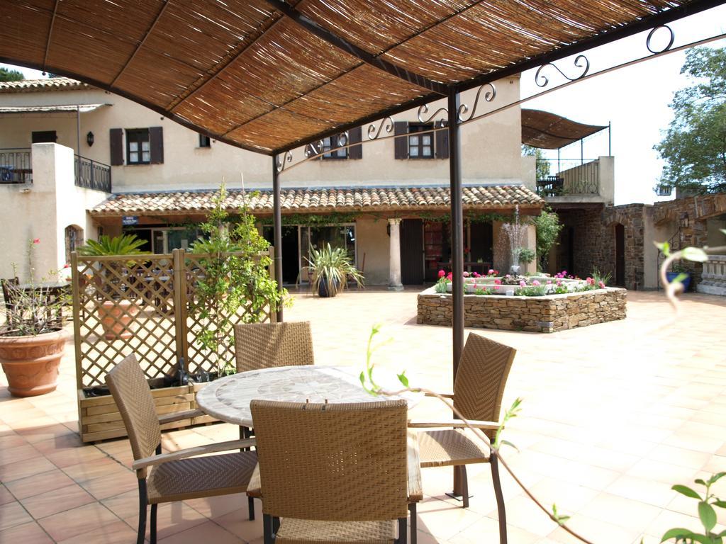Les Lauriers Roses Aparthotel Le Le Rayol-Canadel-sur-Mer Luaran gambar