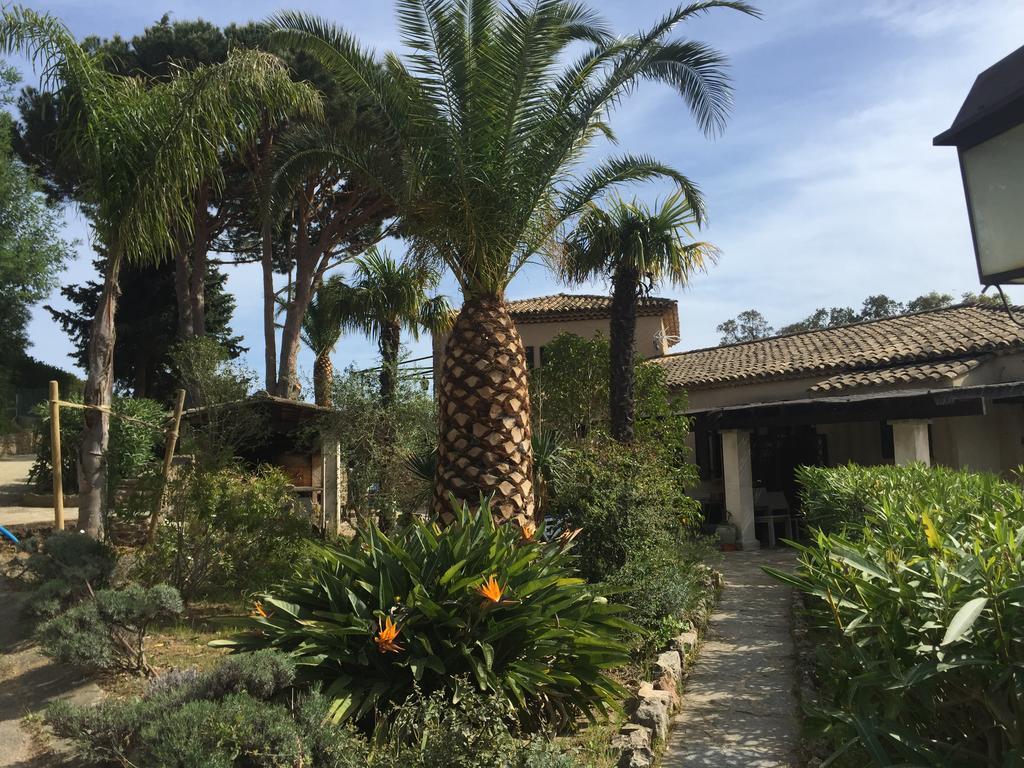 Les Lauriers Roses Aparthotel Le Le Rayol-Canadel-sur-Mer Luaran gambar