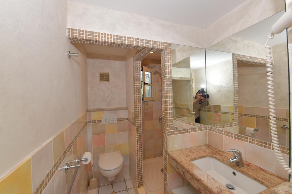 Les Lauriers Roses Aparthotel Le Le Rayol-Canadel-sur-Mer Luaran gambar